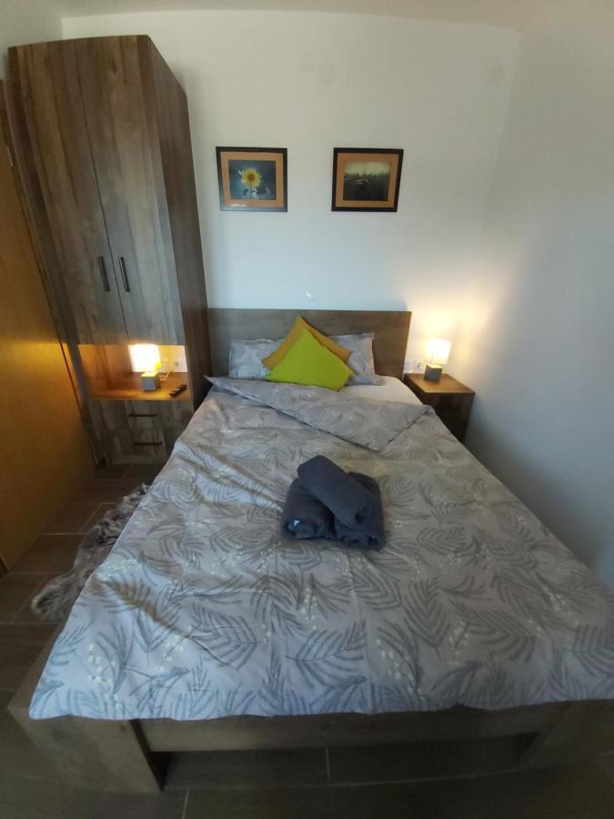 Studio Apartman Draga Velika Ludina Exterior photo